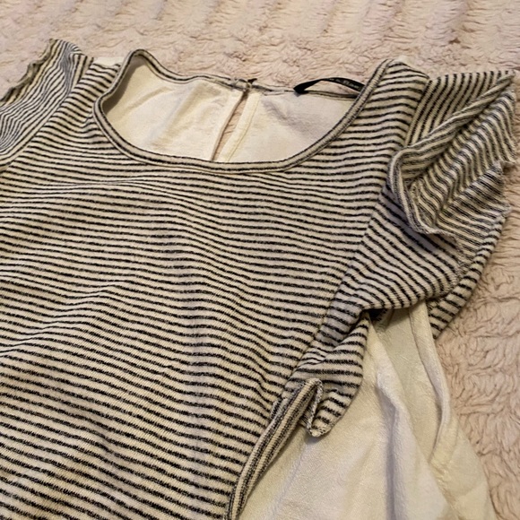 Doe and Rae Blouse - Picture 5 of 6